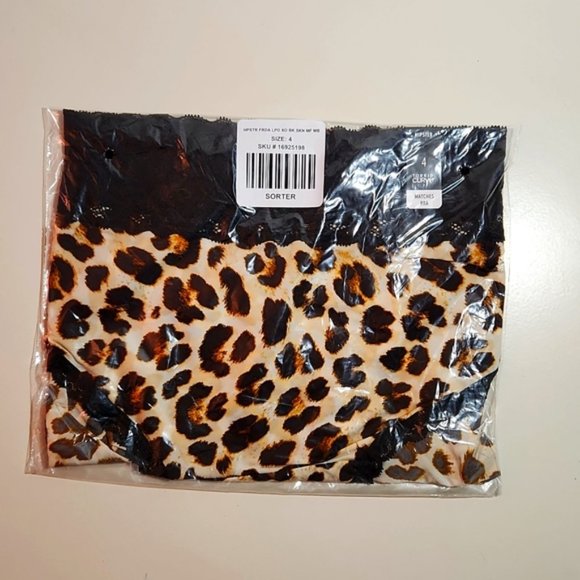 ❤️NWT VINTAGE TORRID ANIMAL PRINT HIPSTER LACE TRIM LATTICE BACK PANTY - Picture 10 of 12